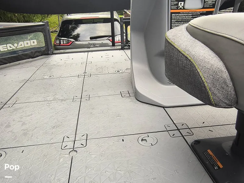 Slide: The Image of Sea-Doo Switch Sport Compact 2024 - 16767777