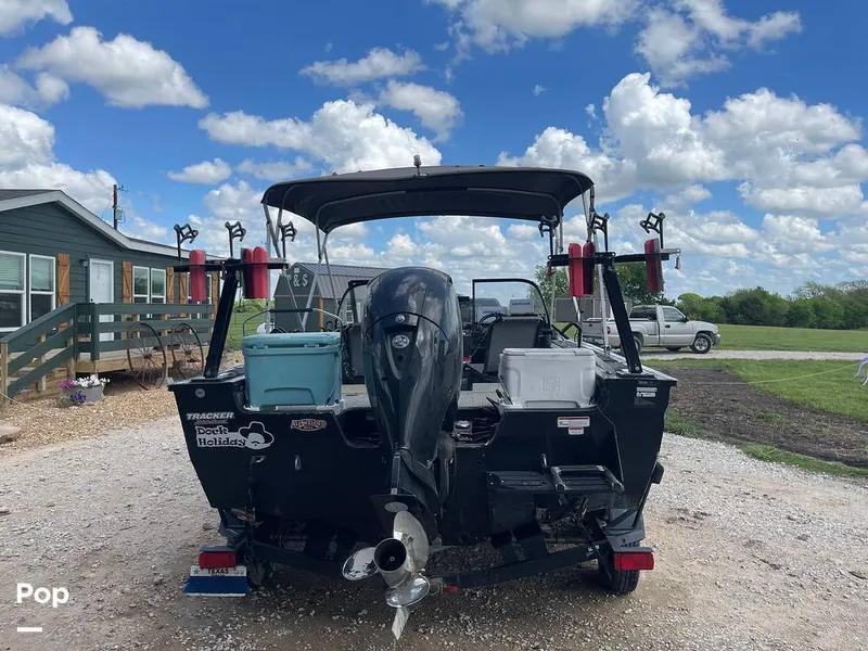 Slide: The Image of Tracker Targa V19 WT 2022 - 16332329