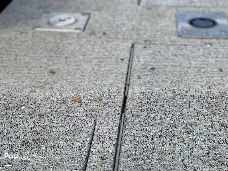 Slide: The Image of Tracker Targa V19 WT 2022 - 16332459