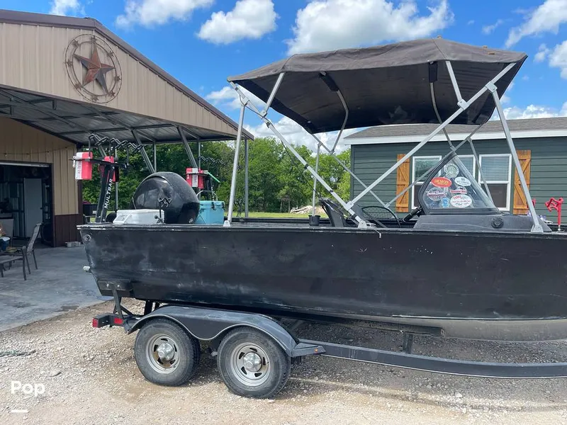 Slide: The Image of Tracker Targa V19 WT 2022 - 16332461