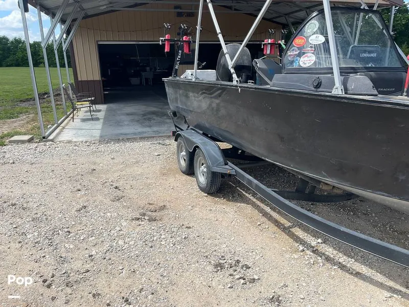 Slide: The Image of Tracker Targa V19 WT 2022 - 16332483