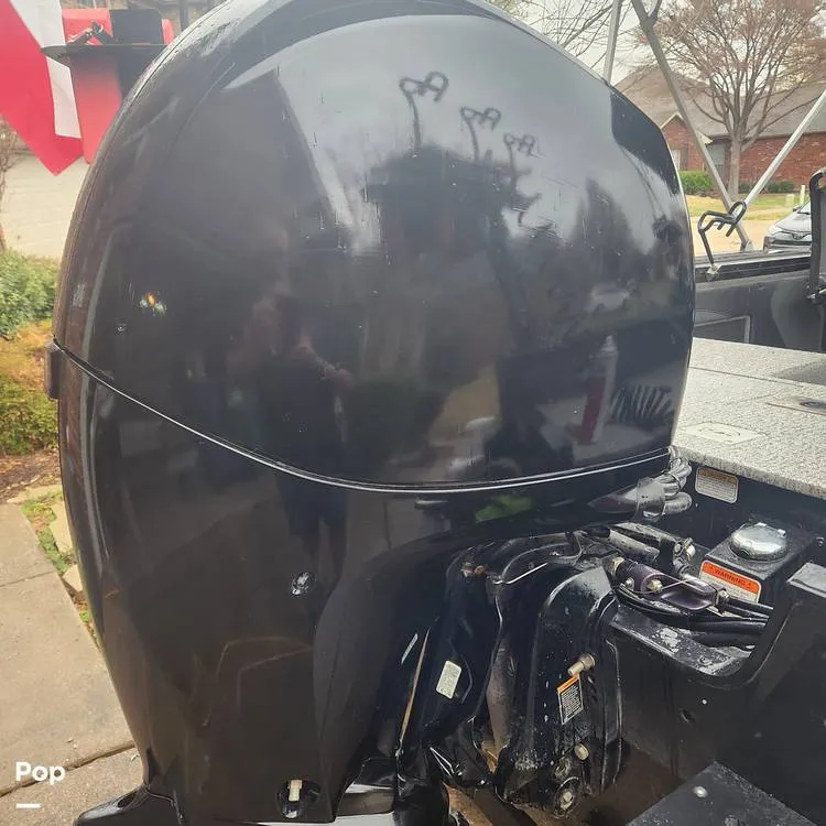 Slide: The Image of Tracker Targa V19 WT 2022 - 16329669