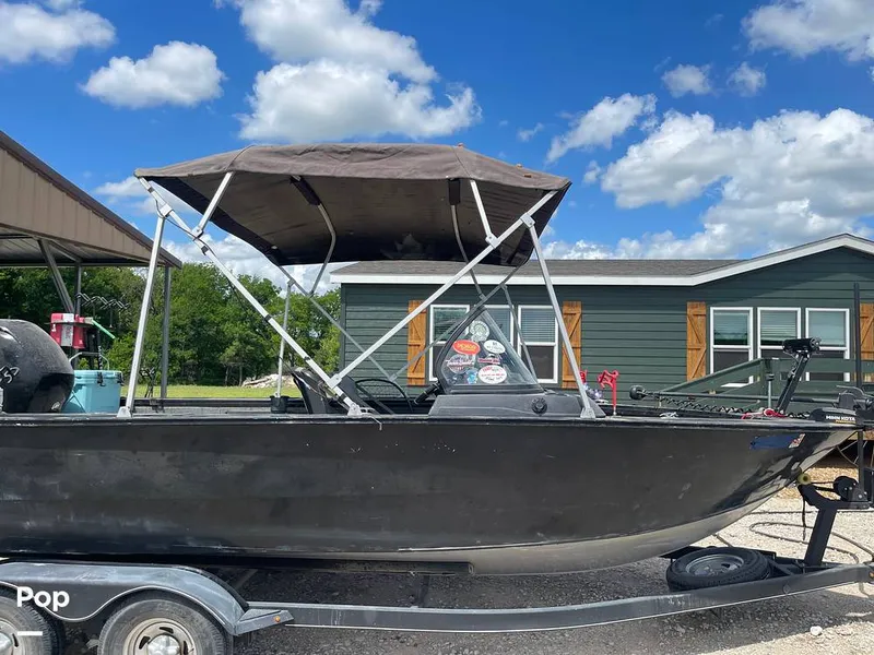 Slide: The Image of Tracker Targa V19 WT 2022 - 16332722