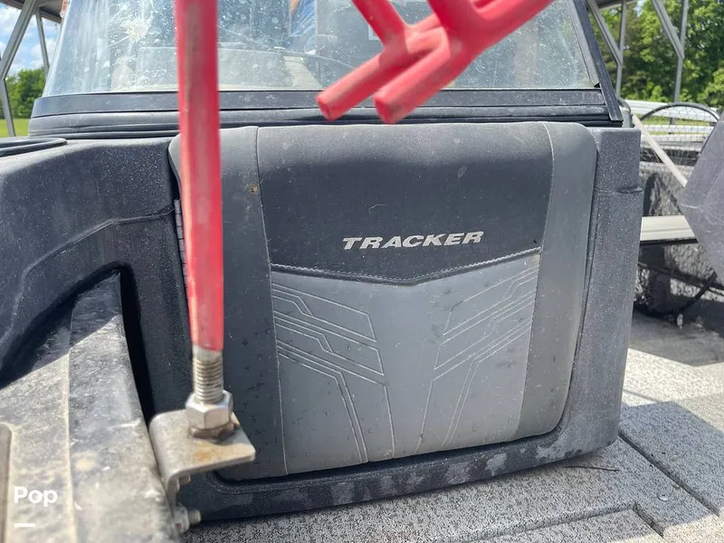 Slide: The Image of Tracker Targa V19 WT 2022 - 16332745