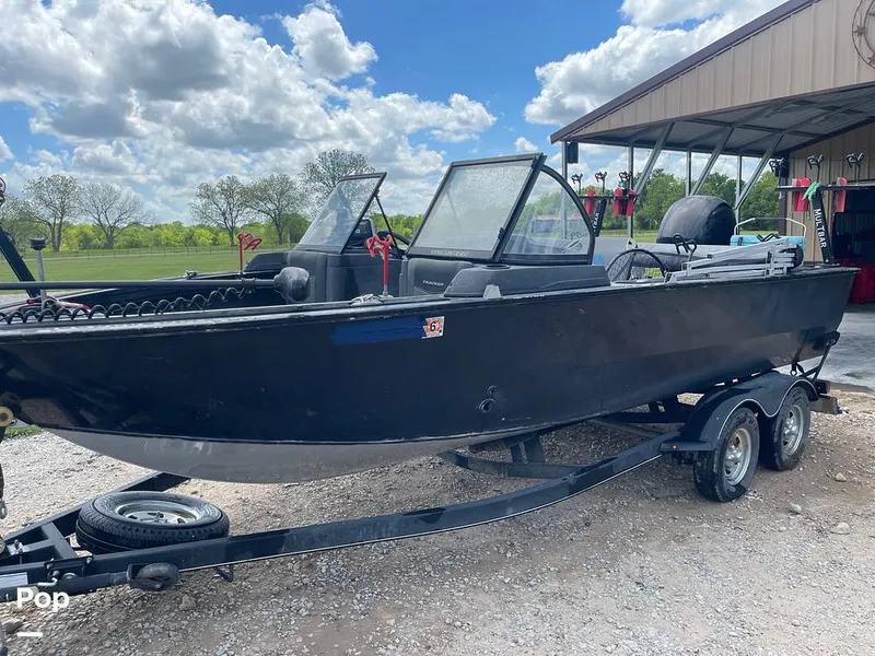 Slide: The Image of Tracker Targa V19 WT 2022 - 16332873