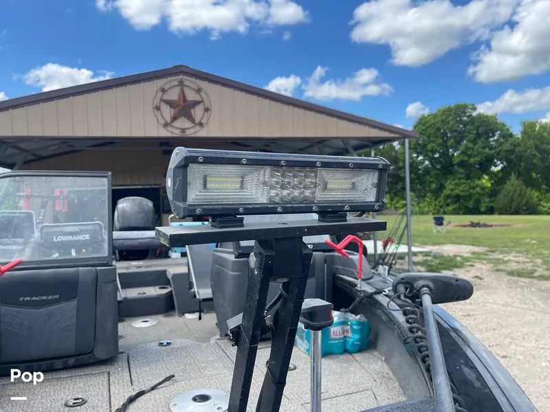 Slide: The Image of Tracker Targa V19 WT 2022 - 16332879