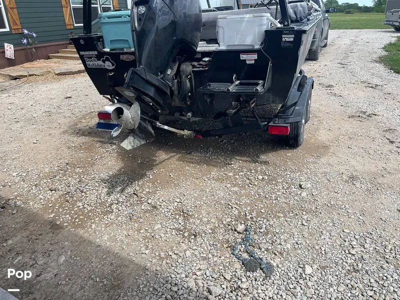 Slide: The Image of Tracker Targa V19 WT 2022 - 16332892