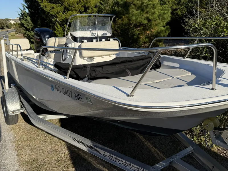 The Image of Boston Whaler 170 MONTAUK 2023 - 0