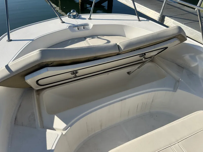 Slide: The Image of Boston Whaler 170 MONTAUK 2023 - 11