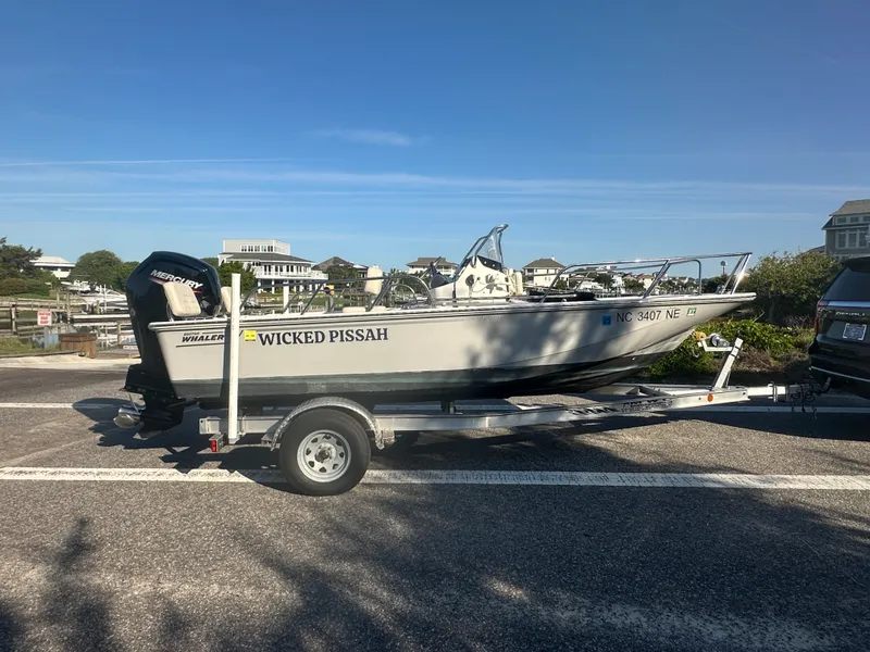 Slide: The Image of Boston Whaler 170 MONTAUK 2023 - 15