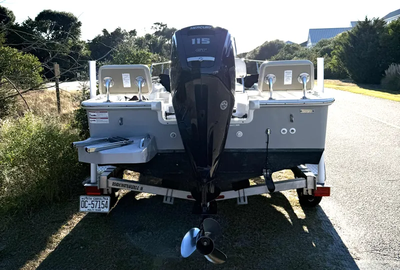 Slide: The Image of Boston Whaler 170 MONTAUK 2023 - 2