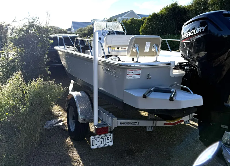 Slide: The Image of Boston Whaler 170 MONTAUK 2023 - 4