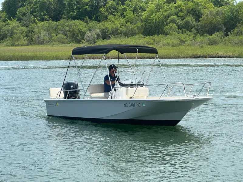 Slide: The Image of Boston Whaler 170 MONTAUK 2023 - 2