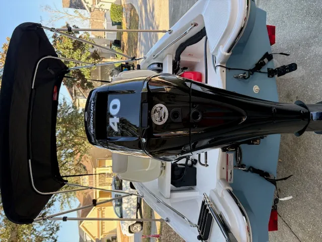 Slide: The Image of Boston Whaler 130 SUPER SPORT 2026 - 19