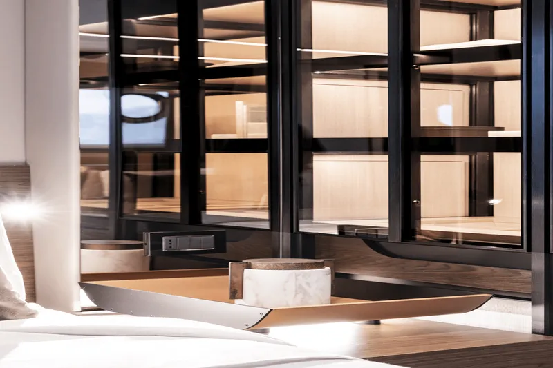 Slide: The Image of Azimut S7 2024 - 16