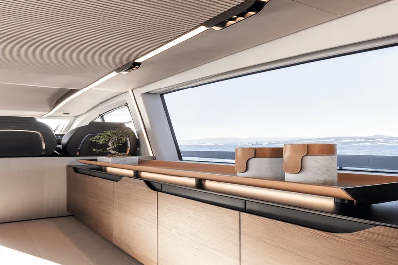 Slide: The Image of Azimut S7 2024 - 31