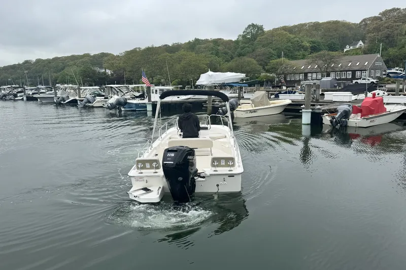 Slide: The Image of Boston Whaler 170 Montauk 2026 - 27