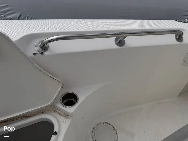 Slide: The Image of Cup Holder - 16374251