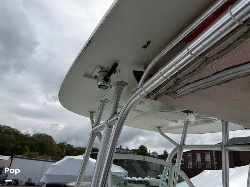 Slide: The Image of Out Rigger Lock - 16374259