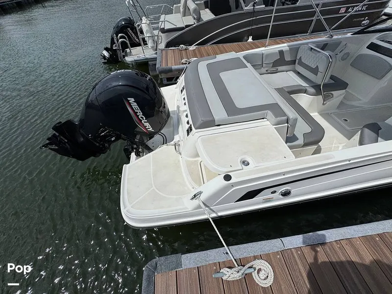 Slide: The Image of Bayliner VR6 2024 - 16332373