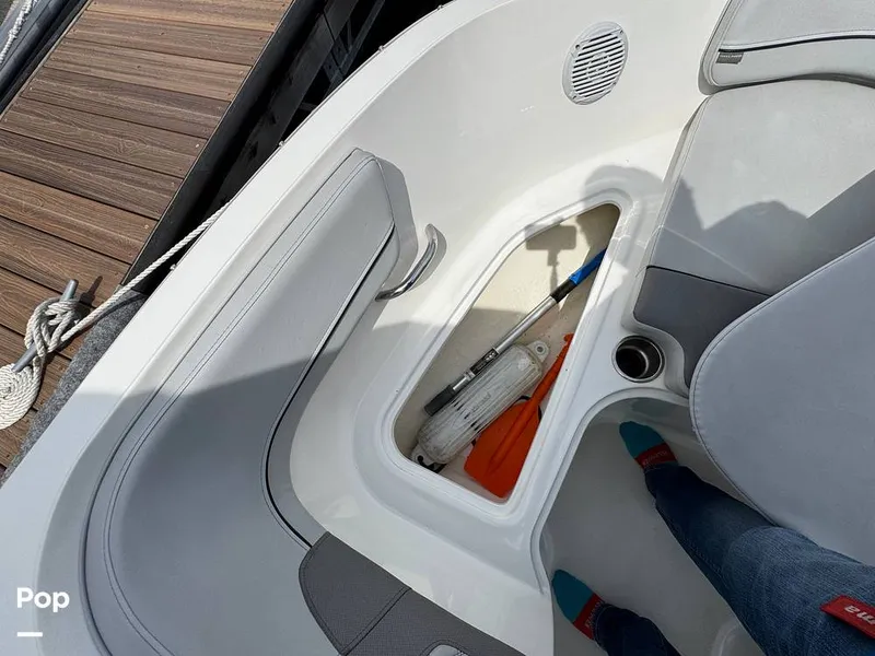 Slide: The Image of Bayliner VR6 2024 - 16332411