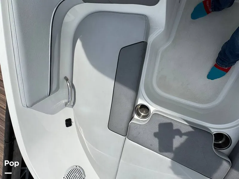 Slide: The Image of Bayliner VR6 2024 - 16332615