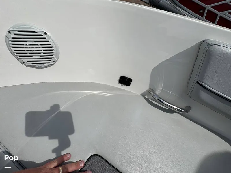 Slide: The Image of Bayliner VR6 2024 - 16332618