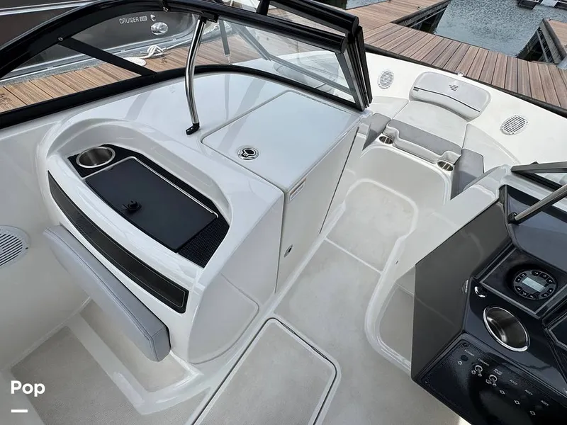 Slide: The Image of Bayliner VR6 2024 - 16332626