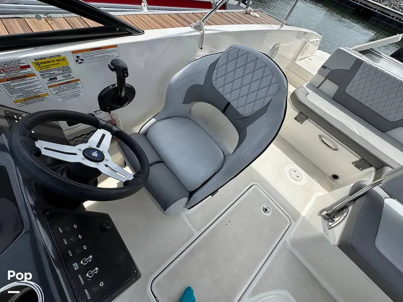 Slide: The Image of Bayliner VR6 2024 - 16332631