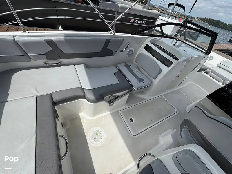 Slide: The Image of Bayliner VR6 2024 - 16332634