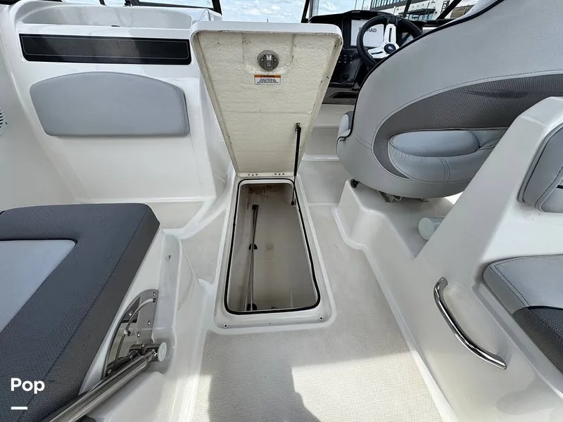 Slide: The Image of Bayliner VR6 2024 - 16332659