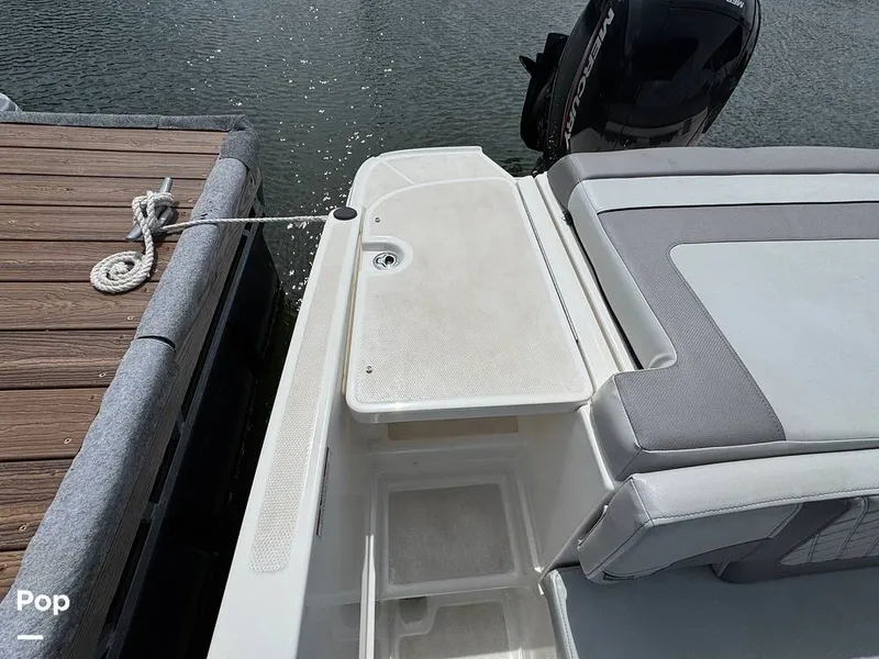 Slide: The Image of Bayliner VR6 2024 - 16332661