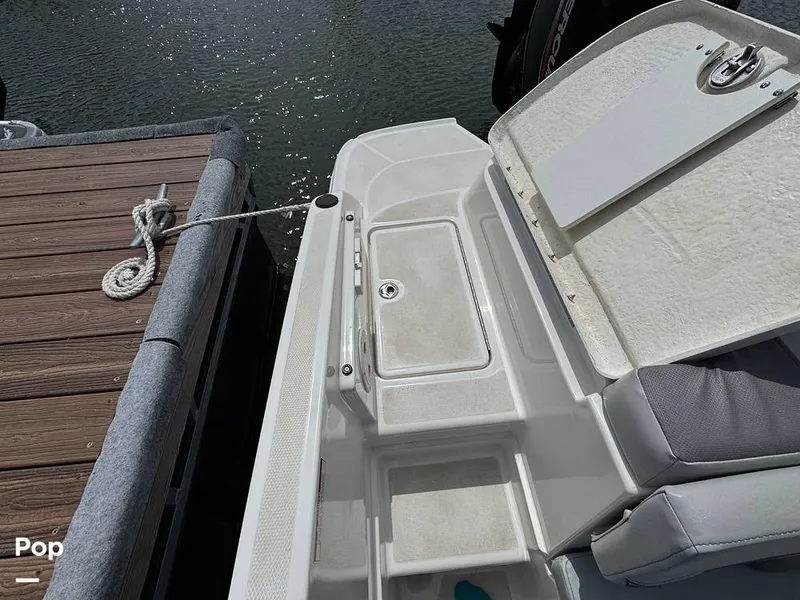 Slide: The Image of Bayliner VR6 2024 - 16332662