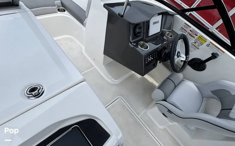 Slide: The Image of Bayliner VR6 2024 - 16332666