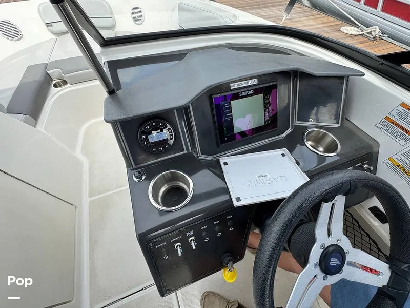 Slide: The Image of Bayliner VR6 2024 - 16332668