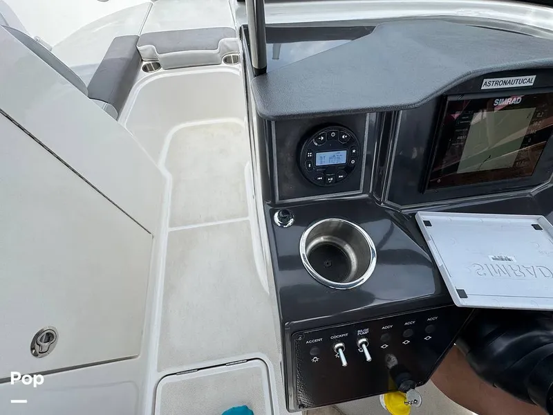 Slide: The Image of Bayliner VR6 2024 - 16332669