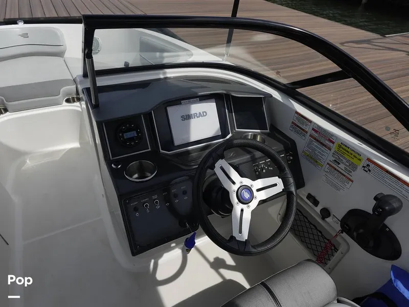 Slide: The Image of Bayliner VR6 2024 - 16333381