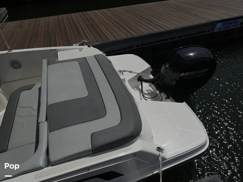 Slide: The Image of Bayliner VR6 2024 - 16333366