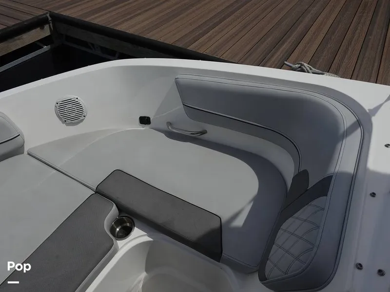 Slide: The Image of Bayliner VR6 2024 - 16333387