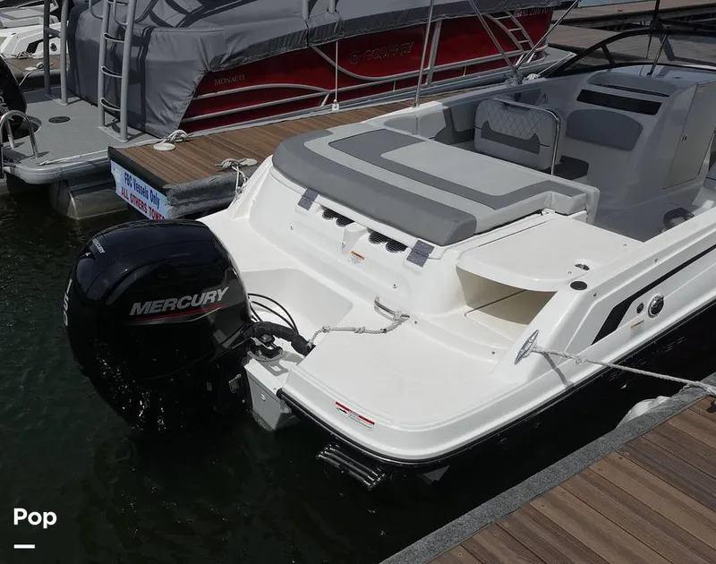 Slide: The Image of Bayliner VR6 2024 - 16333370