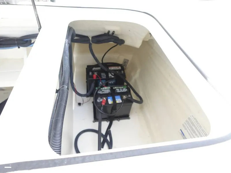 Slide: The Image of Bayliner VR6 2024 - 16333411