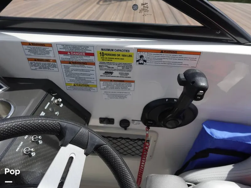 Slide: The Image of Bayliner VR6 2024 - 16333417