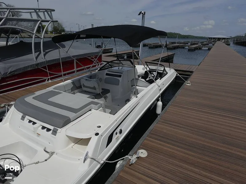 Slide: The Image of Bayliner VR6 2024 - 16333371