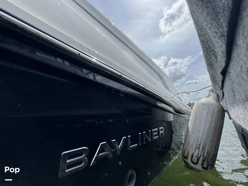Slide: The Image of Bayliner VR6 2024 - 16333436