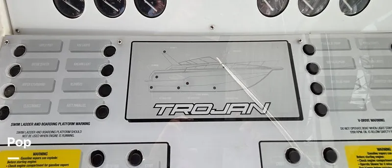 Slide: The Image of Trojan Carver 390 1995 - 16675173