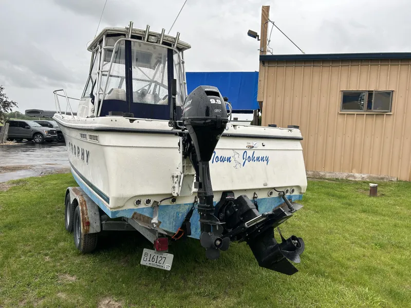 Slide: The Image of Trophy 2352FV 1999 - 2