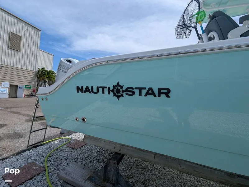 Slide: The Image of NauticStar 252 Legacy 2024 - 16362235
