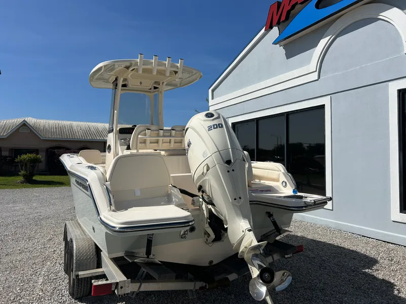Slide: The Image of Grady-White Fisherman 216 2026 - 6