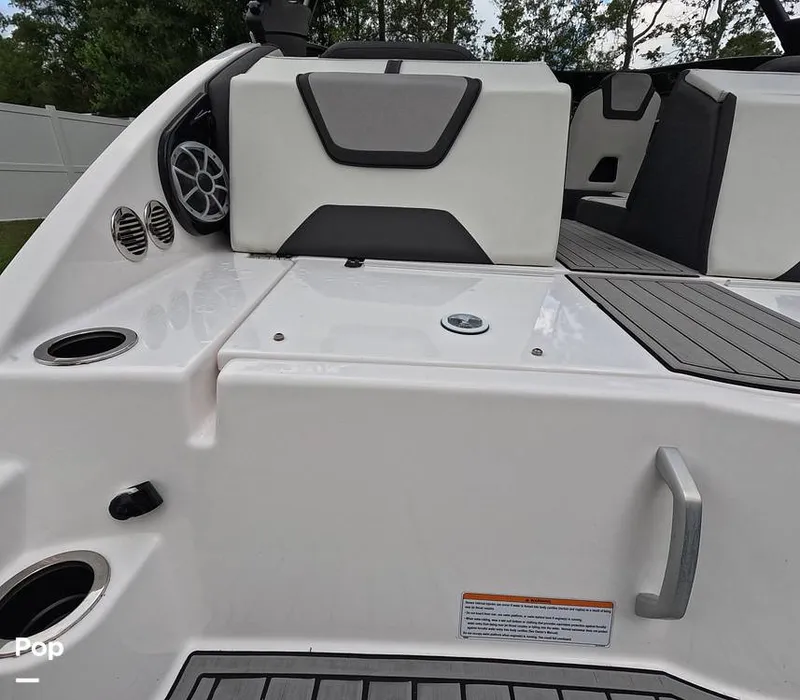 Slide: The Image of Yamaha 222SD 2023 - 16456920