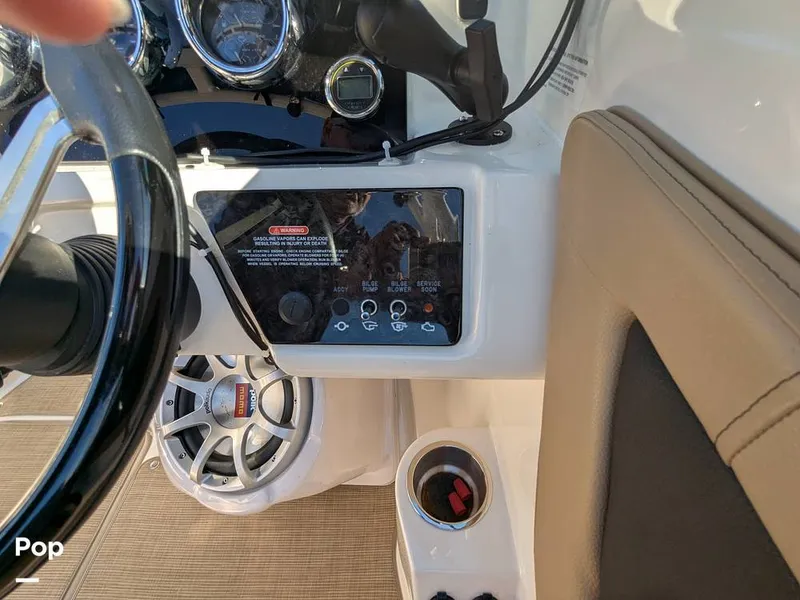 Slide: The Image of Sea Ray SPX190 2020 - 16345990